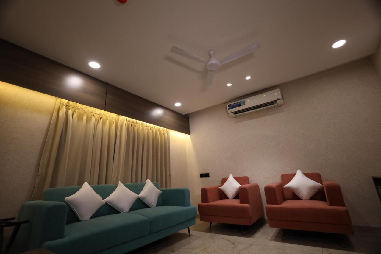 Lords Eco Inn Navsari Luaran gambar