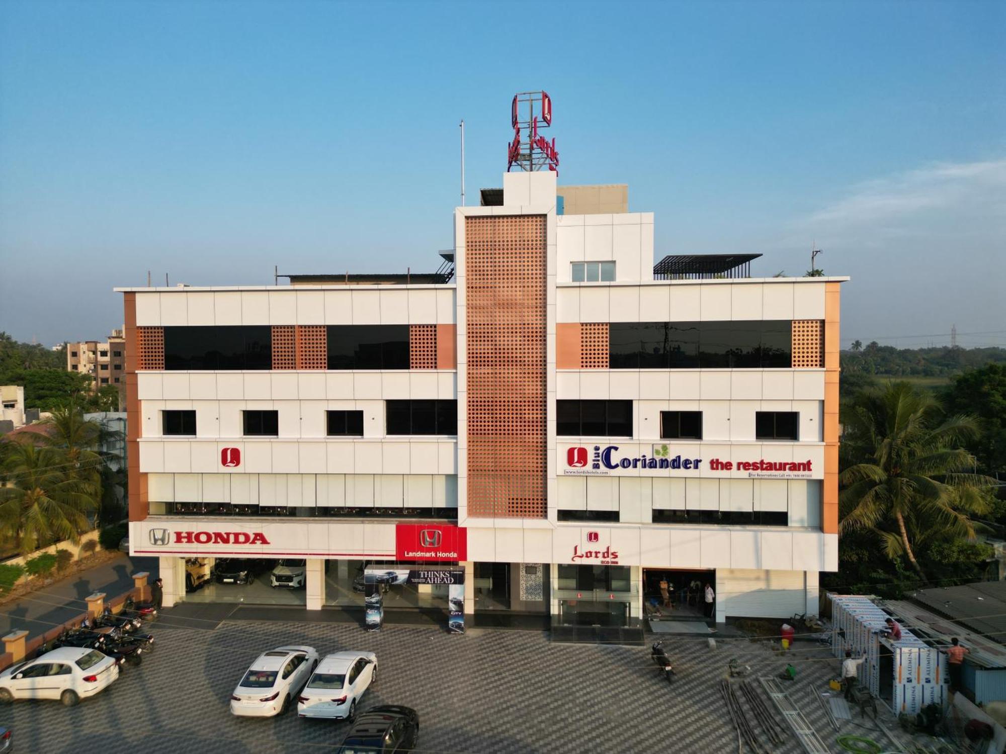 Lords Eco Inn Navsari Luaran gambar
