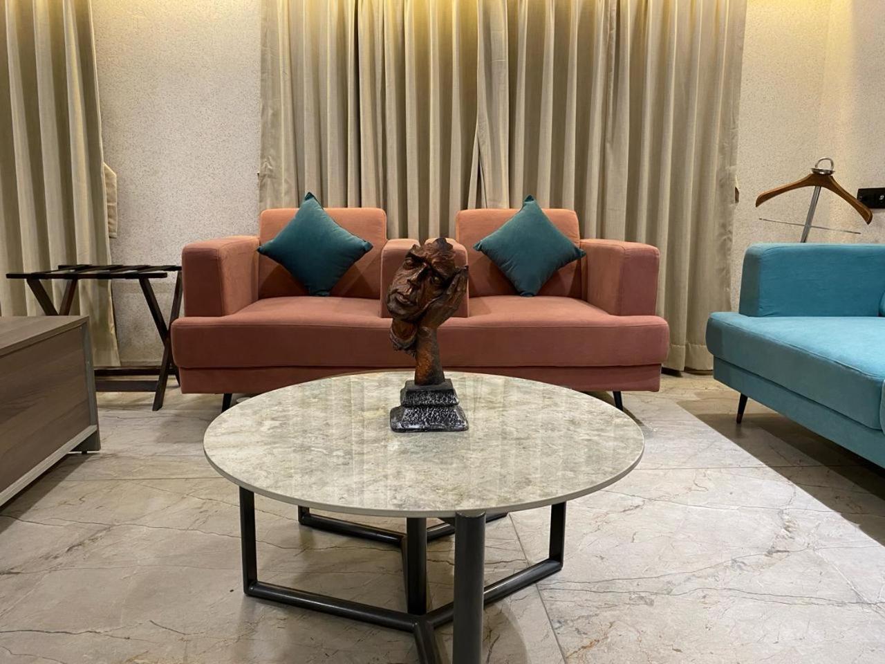 Lords Eco Inn Navsari Luaran gambar