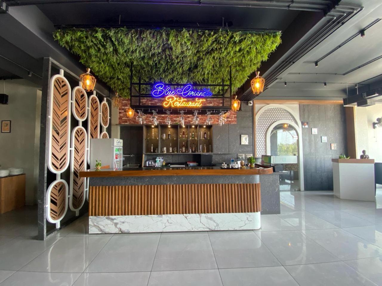 Lords Eco Inn Navsari Luaran gambar